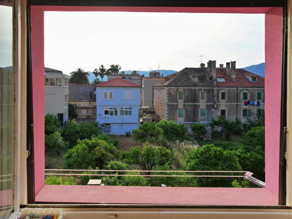 Vila Rosa Vis Luaran gambar